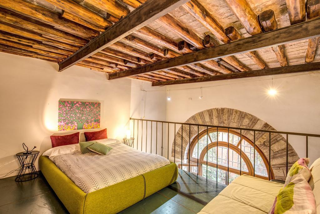 Апартаменты Trastevere Hyperloft & Garden Рим Экстерьер фото