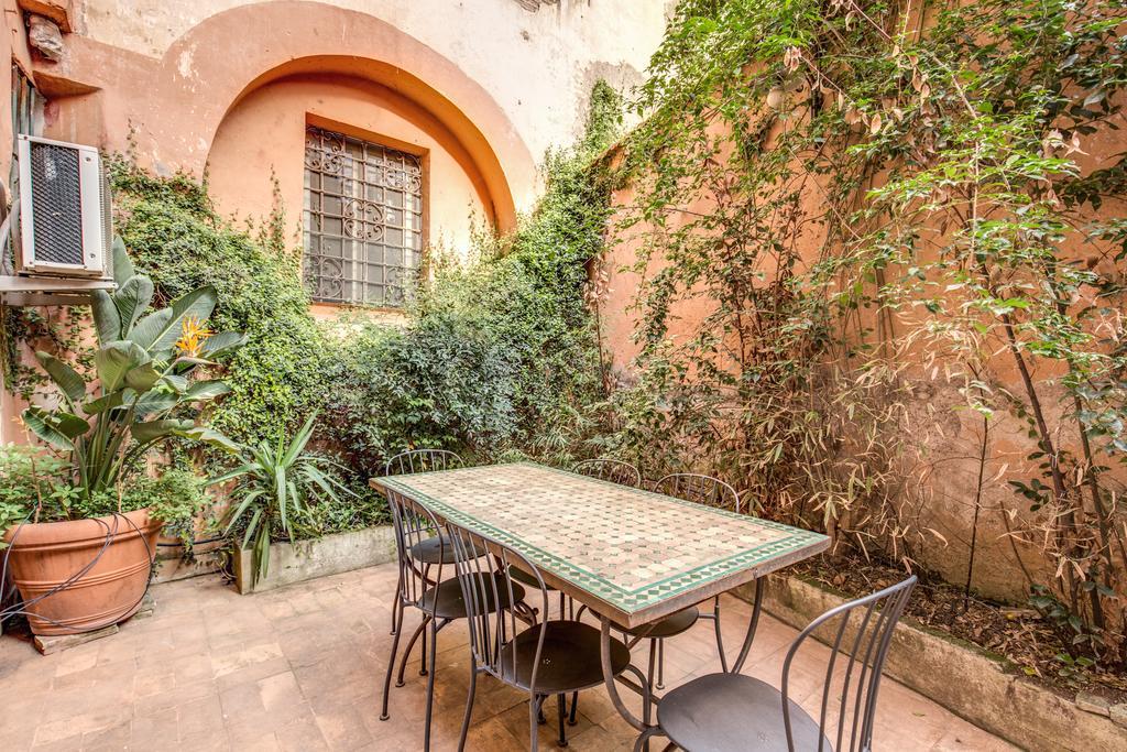 Апартаменты Trastevere Hyperloft & Garden Рим Экстерьер фото