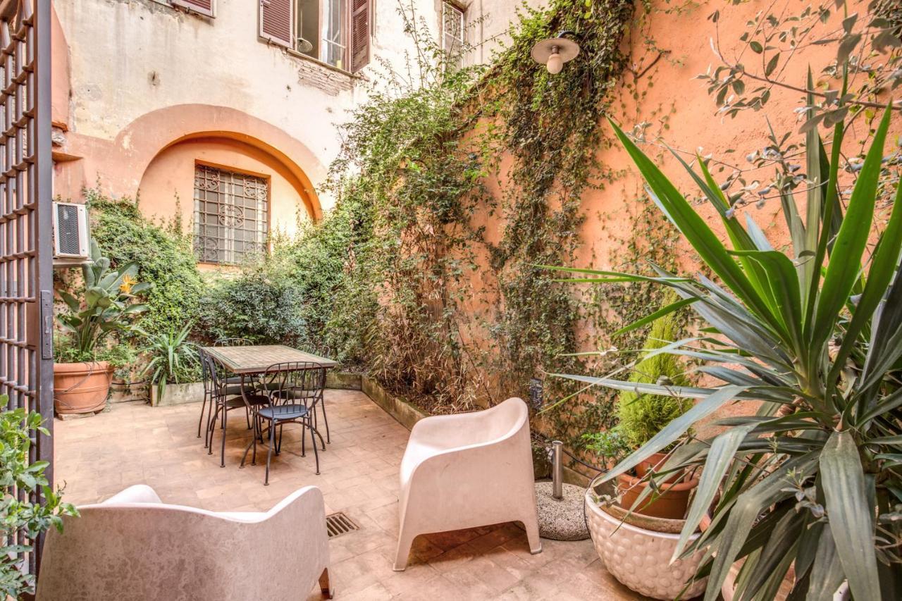 Апартаменты Trastevere Hyperloft & Garden Рим Экстерьер фото